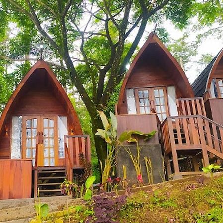 Welirang Forest Pacet Villa Mojokerto Exterior foto